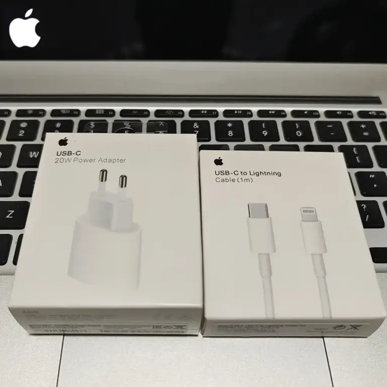 Снимка на зарядно Apple 20W от AliExpress